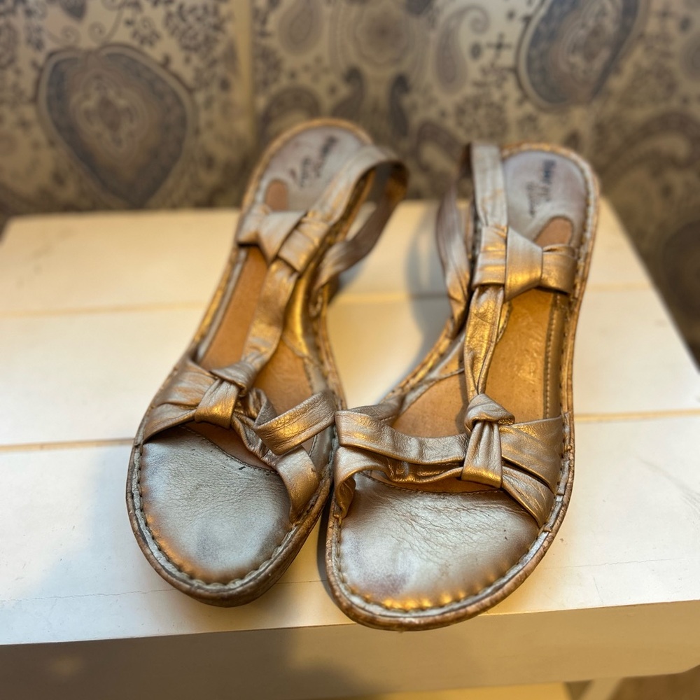 Chic Metallic Women's Sandals